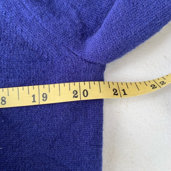 Burberry Brit Men's sweater size Medium. - Picture 8 of 10